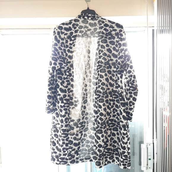 Ladies coat - Picture 4 of 7